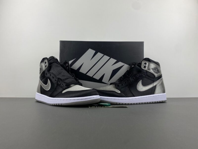 Air Jordan 1 Retro High OG Satin Shadow - Image 7