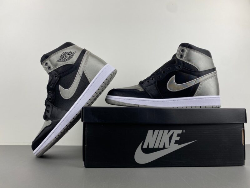 Air Jordan 1 Retro High OG Satin Shadow - Image 15