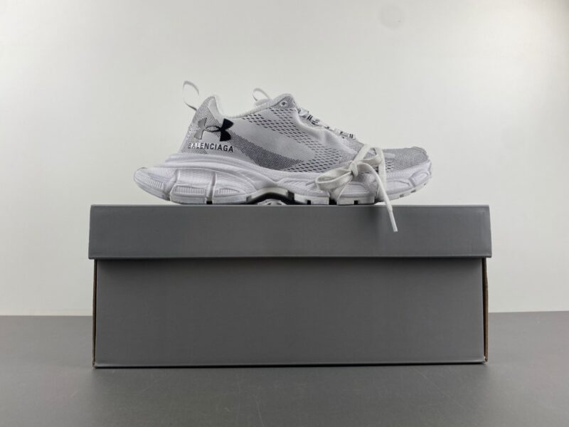 Balenciaga x Under Armour 3xl Knit Sneaker in White/black - Image 9