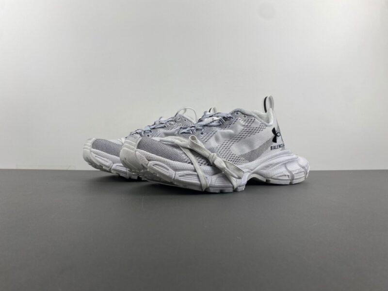 Balenciaga x Under Armour 3xl Knit Sneaker in White/black