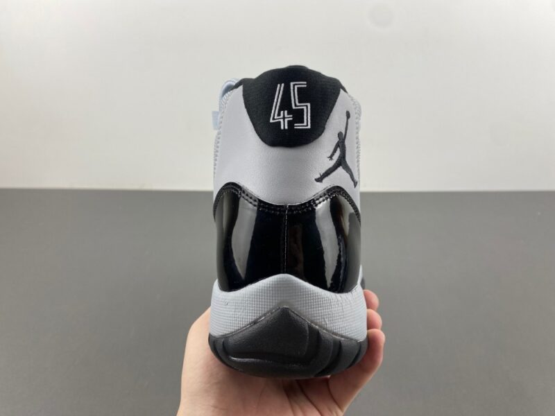 Air Jordan 11 Gray and Black - Image 3