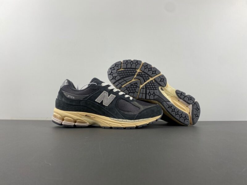 New Balance 2002R Black Dark Grey - Image 7