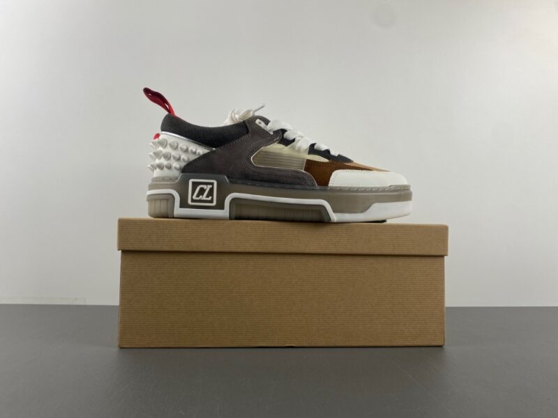 Astroloubi Leather Sneakers - Image 10