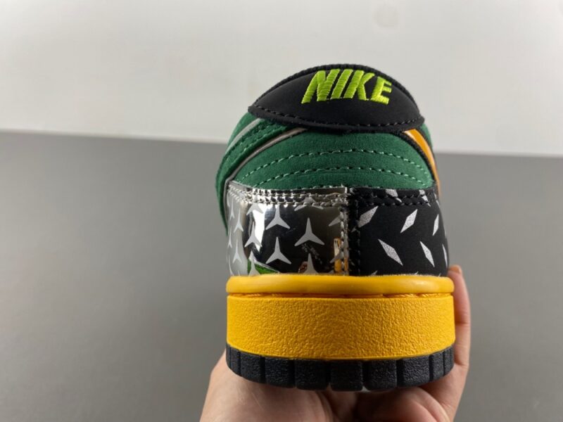 Nike Dunk Low What the Duck Home University of Oregon PE - Image 10