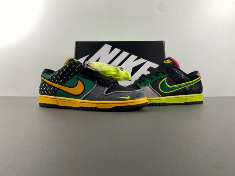 Nike Dunk Low What the Duck Home University of Oregon PE - Image 11