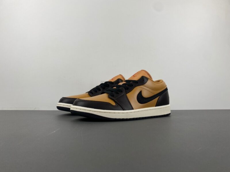 Air Jordan 1 Low SE Flax Baroque Brown