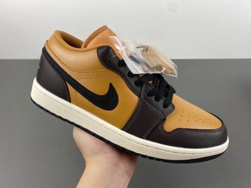 Air Jordan 1 Low SE Flax Baroque Brown - Image 2