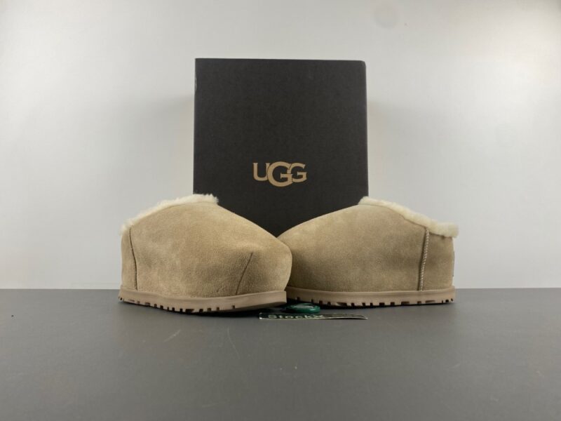 UGG Pumped Slide Mustard Seed - Image 4