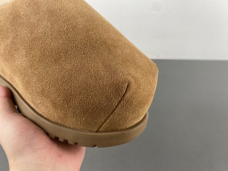 UGG Pumped Slide Chestnut - Image 10