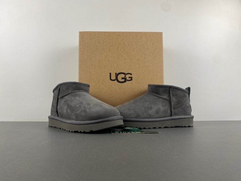 Women’s Classic Ultra Mini UGG - Image 8