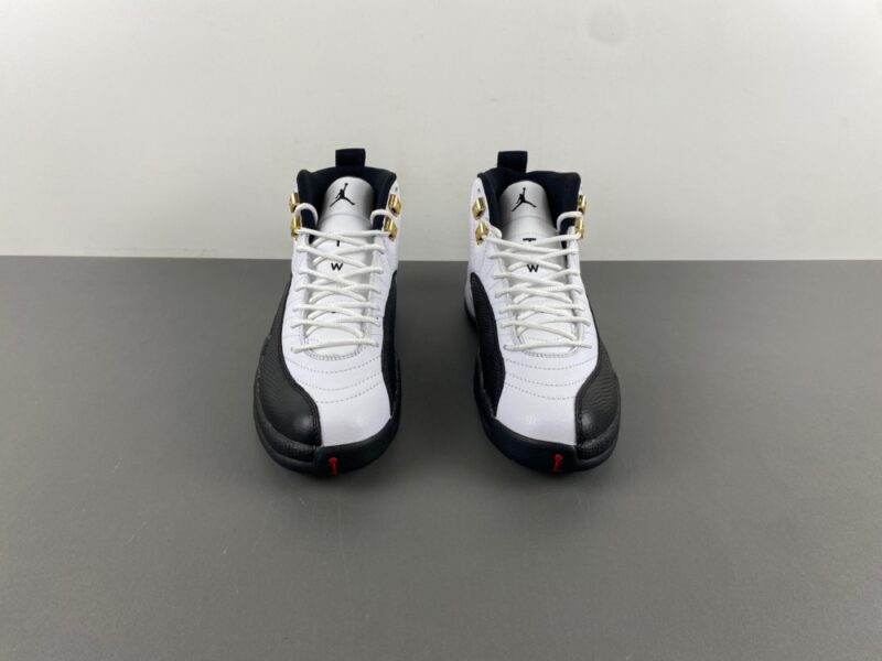 Air Jordan 12 Retro Taxi (2013) - Image 4