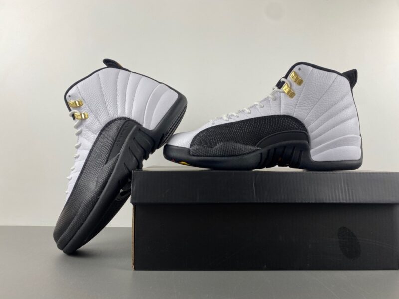 Air Jordan 12 Retro Taxi (2013) - Image 6