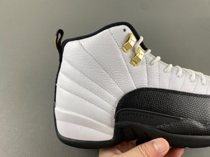 Air Jordan 12 Retro Taxi (2013) - Image 14