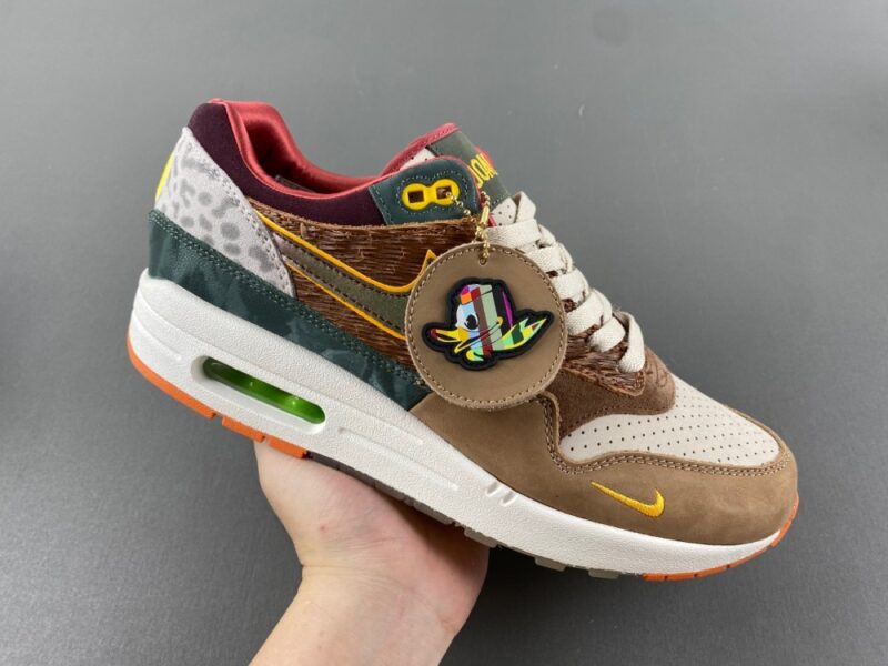 Nike Air Max 1 '87 Luxe University of Oregon PE (2024) (Numbered) - Image 2