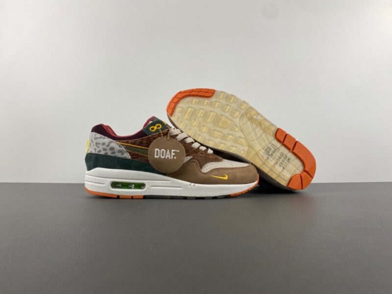 Nike Air Max 1 '87 Luxe University of Oregon PE (2024) (Numbered) - Image 8