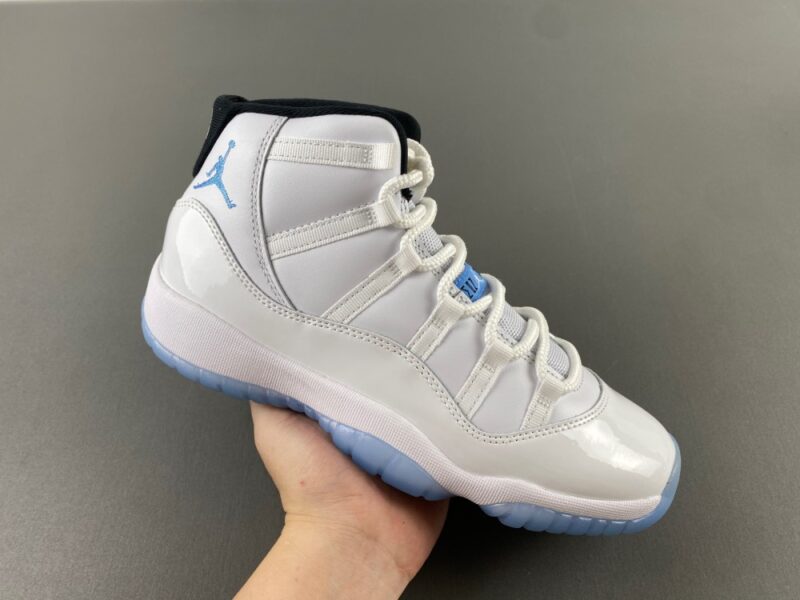 Air Jordan 11 Retro Legend Blue (2024) (GS) - Image 2