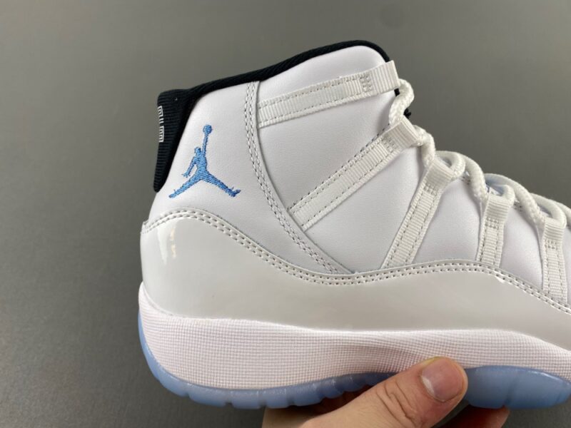 Air Jordan 11 Retro Legend Blue (2024) (GS) - Image 14