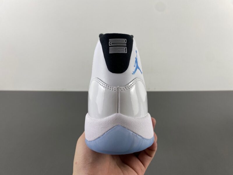 Air Jordan 11 Retro Legend Blue (2024) (GS) - Image 17