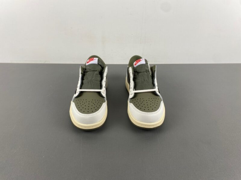 Air Jordan 1 Retro Low OG SP Travis Scott Medium Olive (PS) - Image 4