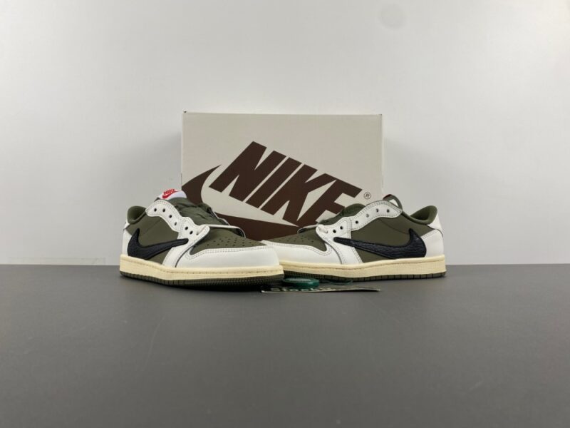 Air Jordan 1 Retro Low OG SP Travis Scott Medium Olive (PS) - Image 17