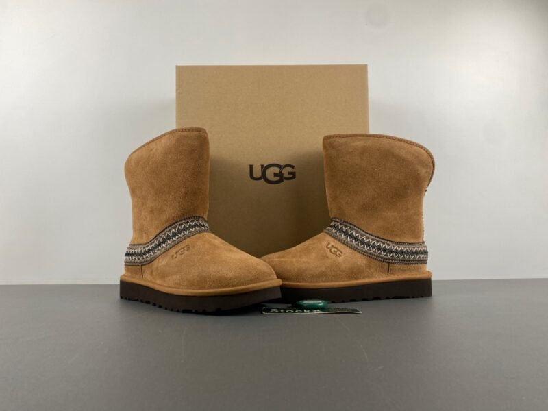 UGG Women's Classic Short Crescent - Image 8