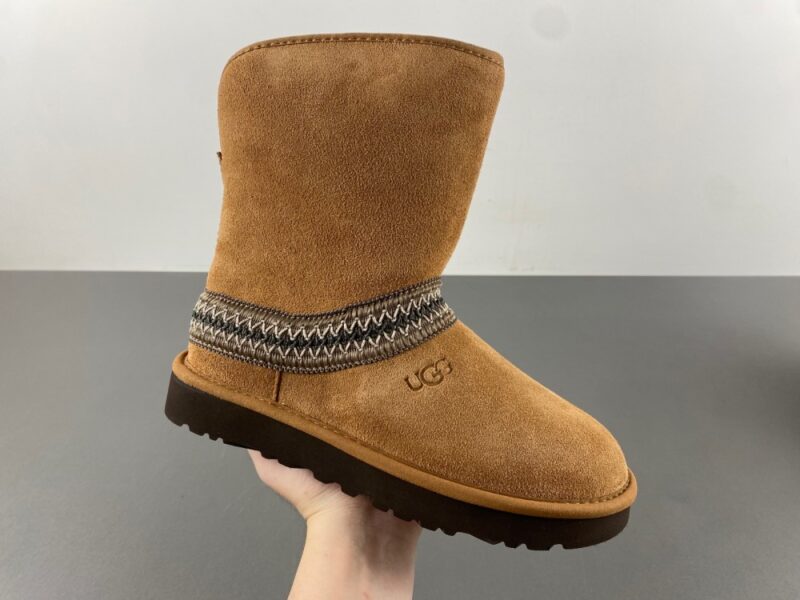 UGG Women's Classic Short Crescent - Image 2