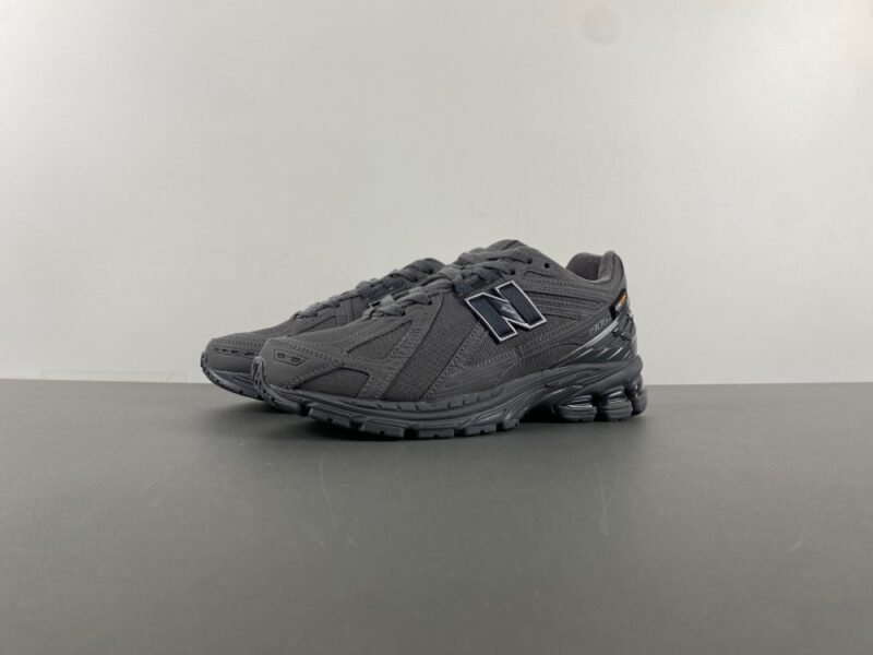 New Balance 1906R Cordura Magnet