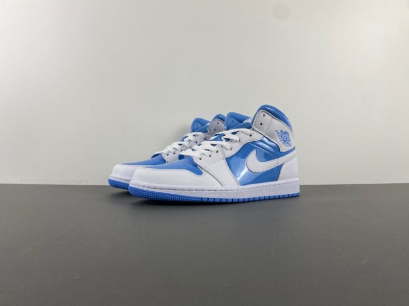 Air Jordan 1 Mid Legend Blue