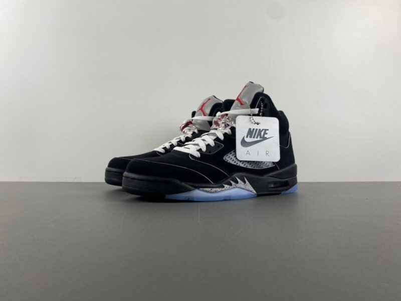 Air Jordan 5 Retro OG Black Metallic Reimagined