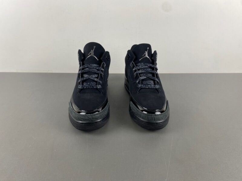 Air Jordan 3 Retro Black Cat (2025) - Image 4