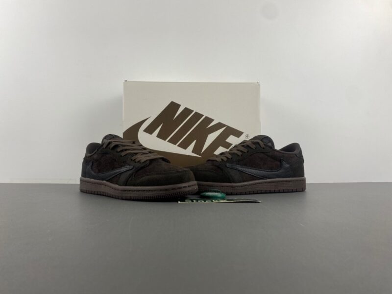 Air Jordan 1 Retro Low OG SP Travis Scott Velvet Brown - Image 12