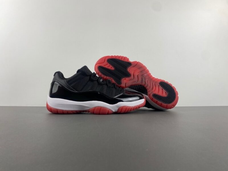 Air Jordan 11 Retro Low Bred - Image 5