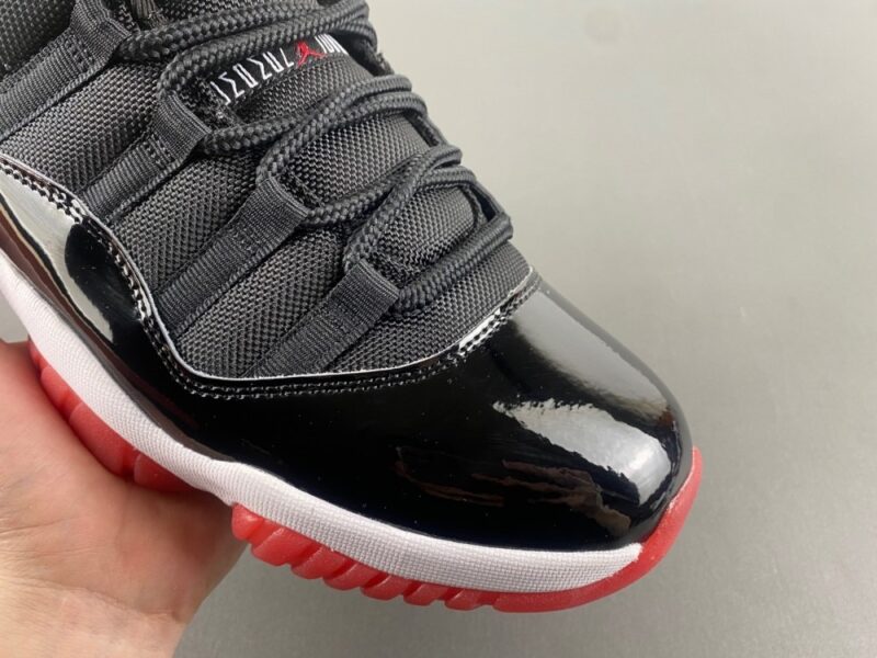 Air Jordan 11 Retro Low Bred - Image 11