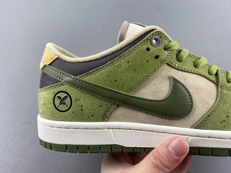 Yuto Horigome x Dunk Low SB 'Asparagus' - Image 6