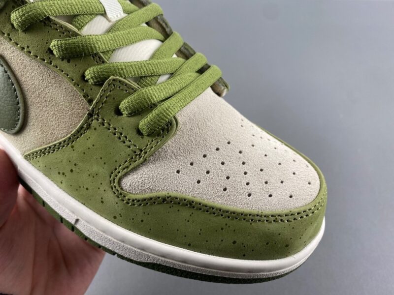 Yuto Horigome x Dunk Low SB 'Asparagus' - Image 7