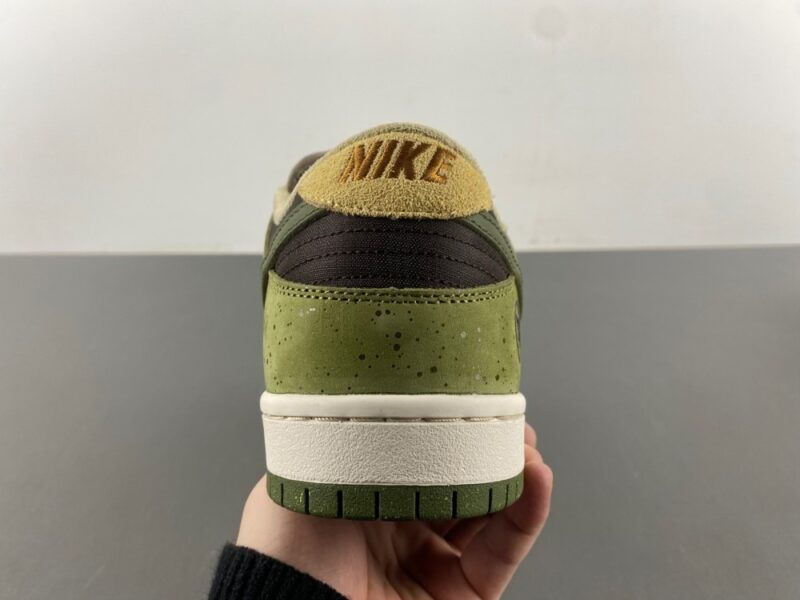 Yuto Horigome x Dunk Low SB 'Asparagus' - Image 9