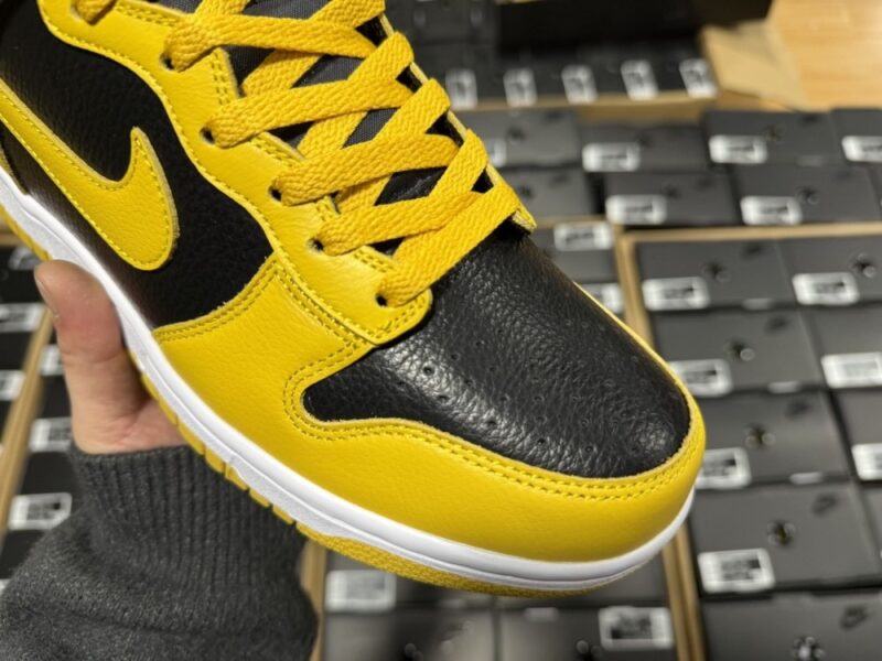 Nike Dunk High Wu-Tang (2024) - Image 6