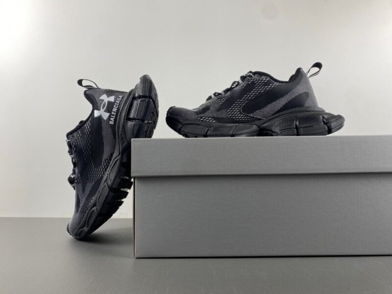 Balenciaga x Under Armour 3xl Knit Sneaker in Black/white - Image 5