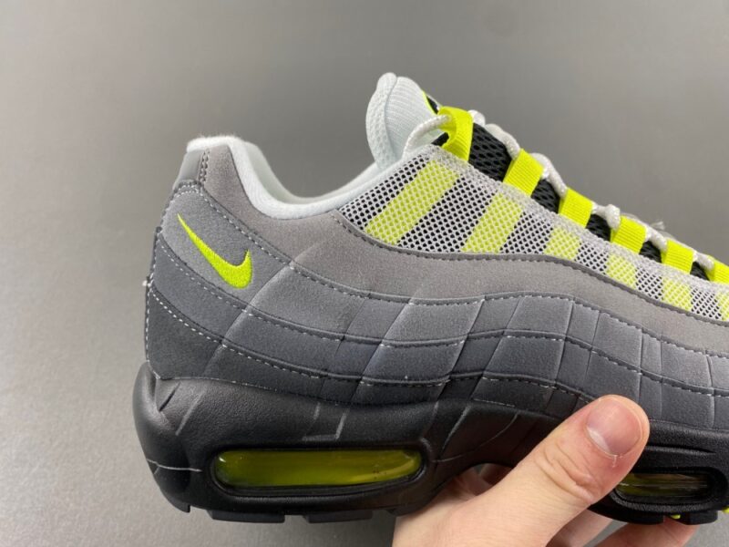 Nike Air Max 95 OG 'Neon' 2020 - Image 6