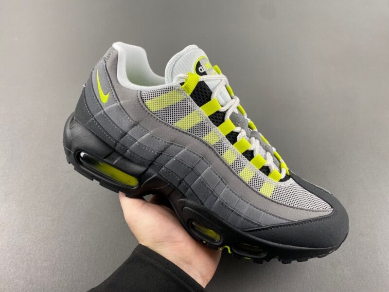 Nike Air Max 95 OG 'Neon' 2020 - Image 2