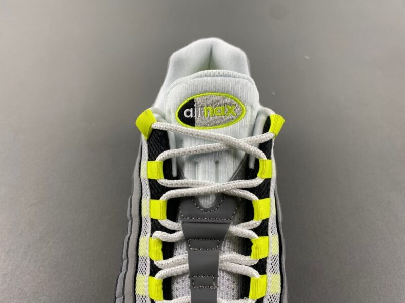 Nike Air Max 95 OG 'Neon' 2020 - Image 9