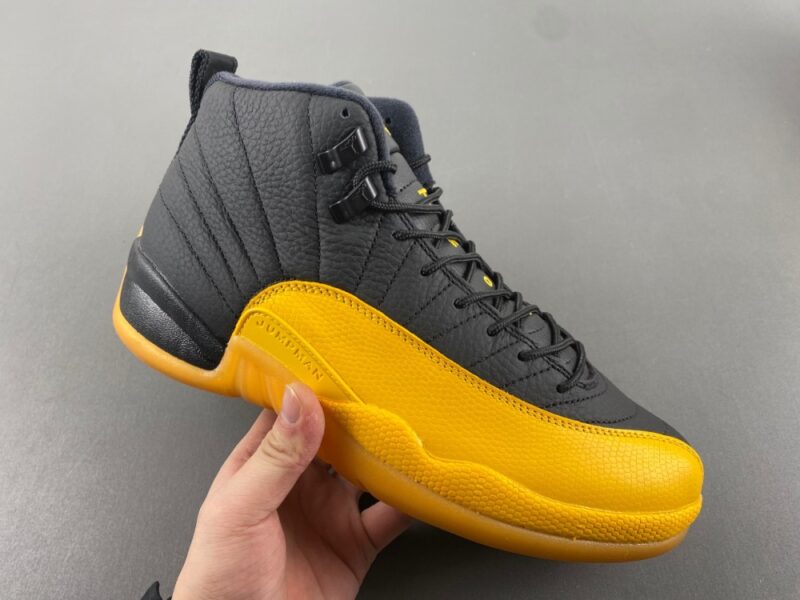 Air Jordan 12 Retro Black University Gold - Image 2