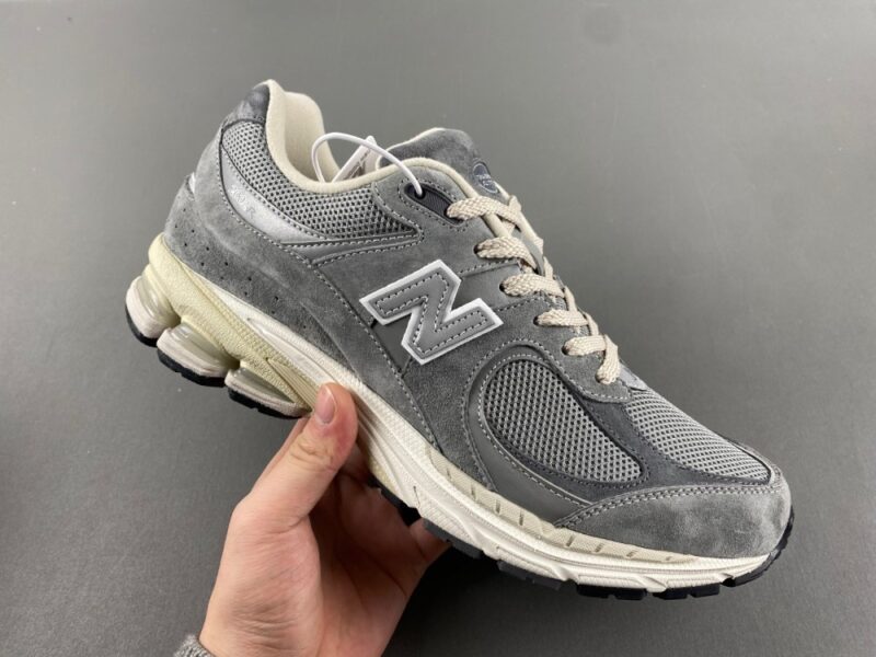 New Balance 2002R Shadow Grey - Image 2