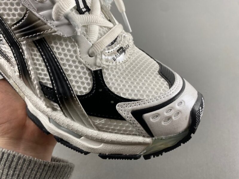 Balenciaga Runner White Black Gradient - Image 4