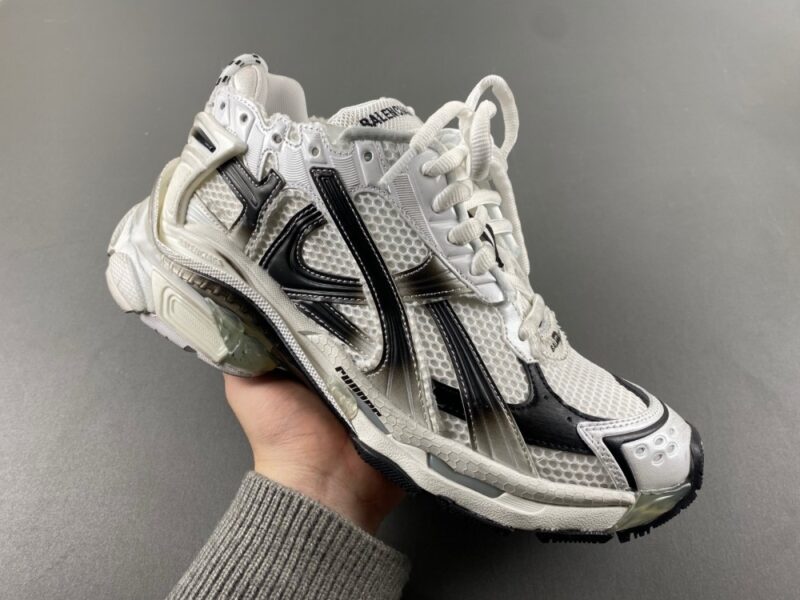 Balenciaga Runner White Black Gradient - Image 2