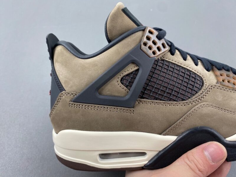 Jordan 4 Travis Scott “Friends & Family” - Image 3