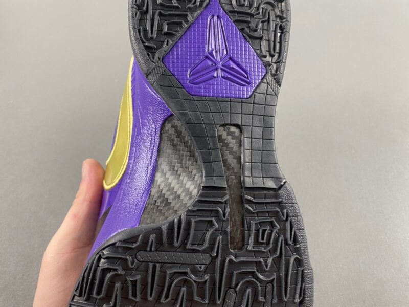 Nike Kobe 5 "Back 2 Back" Concept - Image 17