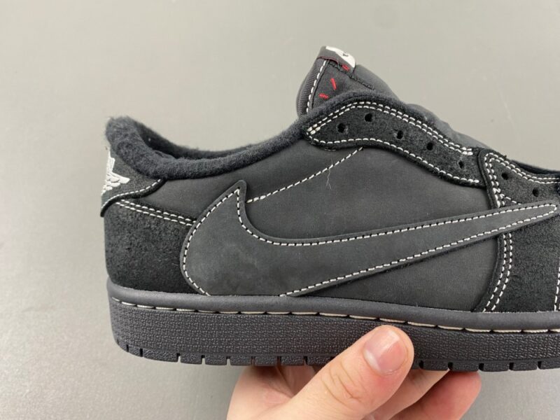 Air Jordan 1 Retro Low OG SP Travis Scott Black Phantom - Image 3