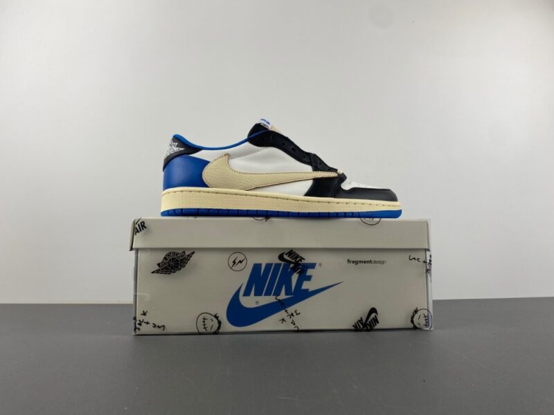 Air Jordan 1 Retro Low OG SP Fragment x Travis Scott - Image 7