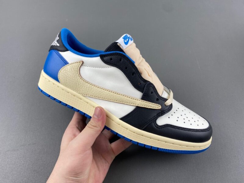 Air Jordan 1 Retro Low OG SP Fragment x Travis Scott - Image 2